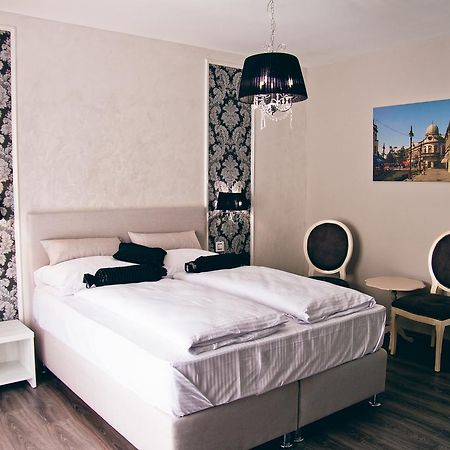 Hotel Bakarni Lonac Brcko Bagian luar foto