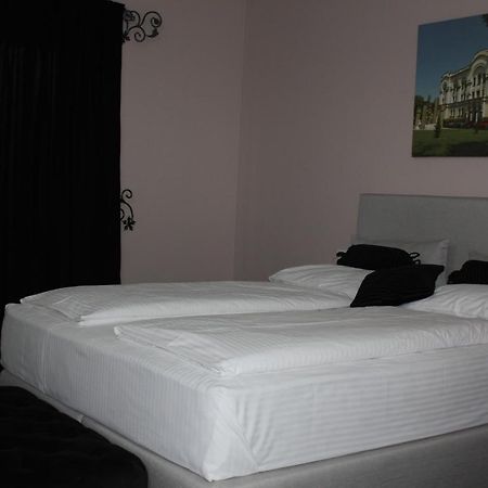 Hotel Bakarni Lonac Brcko Bagian luar foto